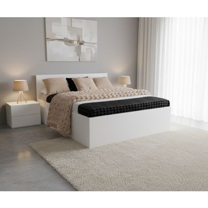 prakticka postel desa 180 x 200 cm v spalni