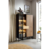 vysoka vitrina intenso wtsz104 v obyvacke