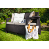 moderná pohovkka GREEK LOVE SEAT hnedá v záhrade