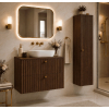 vysoka zavesna skrinka bello oak walnut v kupelni
